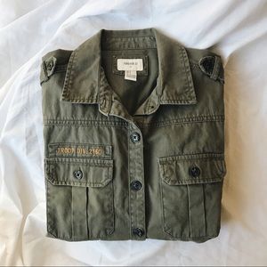 Forever 21 army green top ❤️